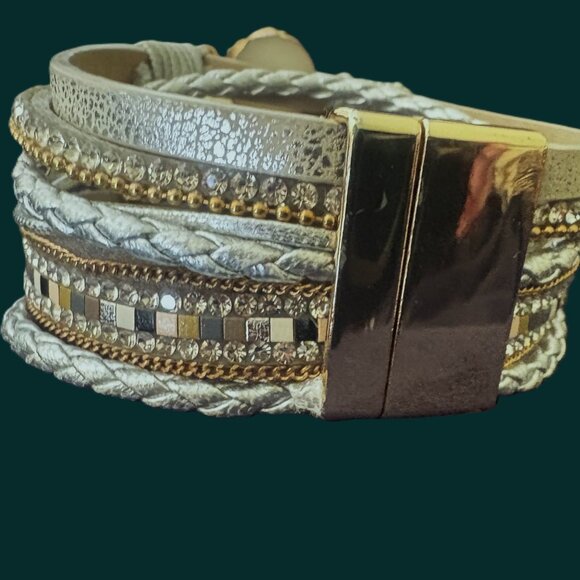 Boho Heart Leather Multi-layered Cuff Magnetic Bracelet Gold/Silver Accents EUC - Picture 12 of 12